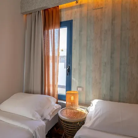 Villalia Calista, Flexitime *